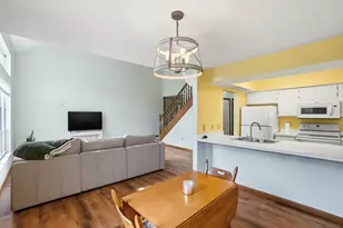 835 Cobblestone Dr, Troy, OH 45373 - Photo 10