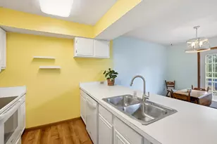 835 Cobblestone Dr, Troy, OH 45373 - Photo 12