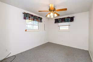 5760 Kitridge Rd, Dayton, OH 45424 - Photo 12