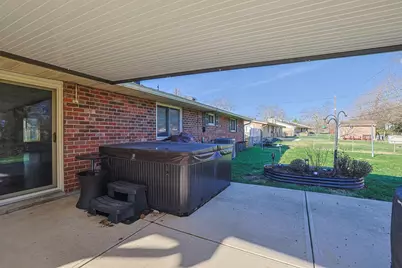 211 Katy Lane, Englewood, OH 45322 - Photo 24