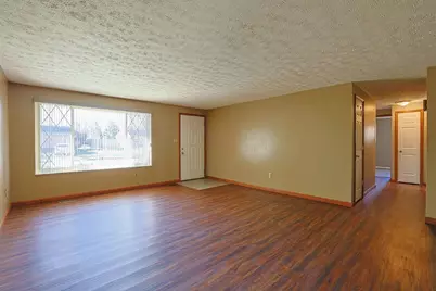 211 Katy Lane, Englewood, OH 45322 - Photo 4