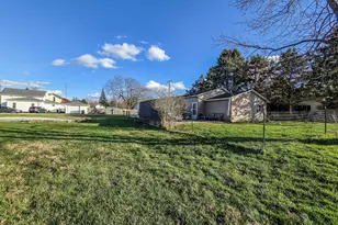 8030 Hanford St, Lewistown, OH 43333 - Photo 6