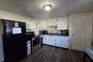 8030 Hanford St, Lewistown, OH 43333 - Photo 14