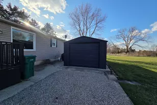 8030 Hanford St, Lewistown, OH 43333 - Photo 4