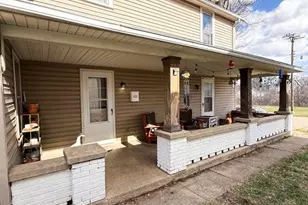 322 Laurel Oak St, Urbana, OH 43078 - Photo 2