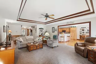 5300 Brookshire Ln, Springfield, OH 45502 - Photo 12