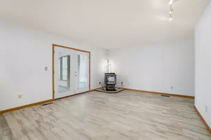 180 Country Rd, Urbana, OH 43078 - Photo 18