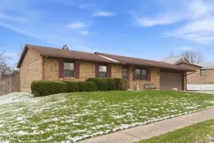 107 Ashlee Dr, Lewisburg, OH 45338 - Photo 2