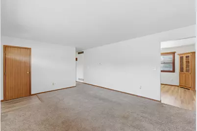 107 Ashlee Drive, Lewisburg, OH 45338 - Photo 6