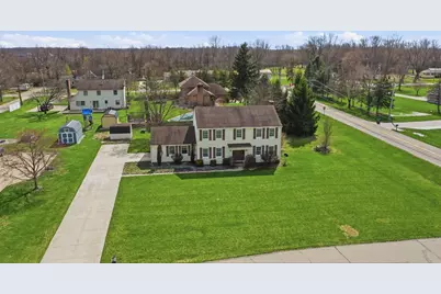 1985 Fox, Troy, OH 45373 - Photo 2