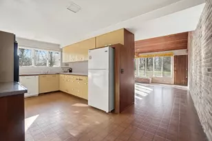 2438 Signal Hill Rd, Springfield, OH 45504 - Photo 8