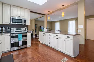 1412 Devoe Dr, Beavercreek, OH 45434 - Photo 18