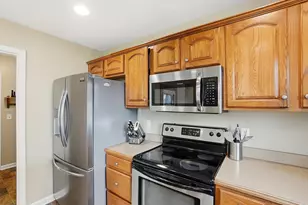 2813 Amberwood Dr, Troy, OH 45373 - Photo 12