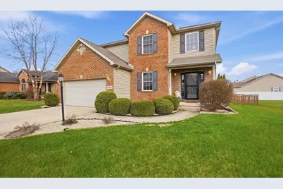 2813 Amberwood Drive, Troy, OH 45373 - Photo 2