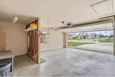 608 W Washington Street, New Carlisle, OH 45344 - Photo 32