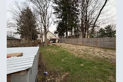 404 N Troy Street, Bellefontaine, OH 43311 - Photo 4