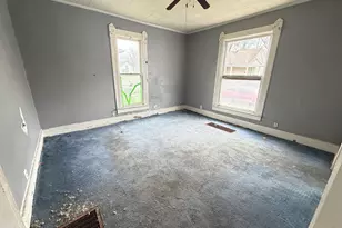 317 N Elm St, Bellefontaine, OH 43311 - Photo 6