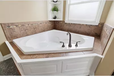 690 Rosecrest Drive, Troy, OH 45373 - Photo 38