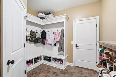 690 Rosecrest Drive, Troy, OH 45373 - Photo 30