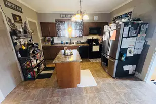 630 N Brandon Ave, Celina, OH 45822 - Photo 8