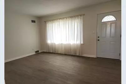 1124 Erie Avenue, Bellefontaine, OH 43311 - Photo 10