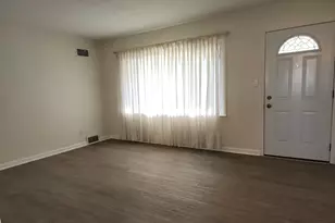 1124 Erie Ave, Bellefontaine, OH 43311 - Photo 10