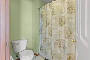 413 Deerwood Dr, Piqua, OH 45356 - Photo 42