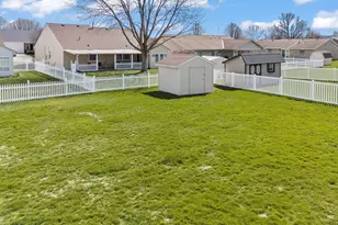 413 Deerwood Dr, Piqua, OH 45356 - Photo 12