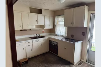 1979 Kenton Street, Springfield, OH 45505 - Photo 8