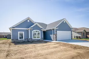 2917 Seminole Way, Piqua, OH 45356 - Photo 2