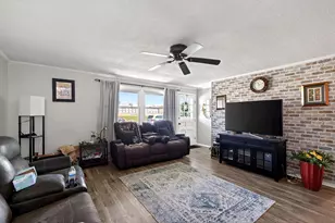 916 Mystic Ln, Troy, OH 45373 - Photo 8