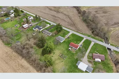 1166 W Sparrow Road, Springfield, OH 45502 - Photo 6