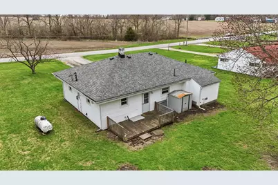 1166 W Sparrow Road, Springfield, OH 45502 - Photo 2