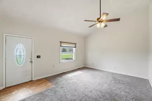 1166 W Sparrow Rd, Springfield, OH 45502 - Photo 12