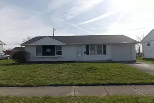 752 Hedwick St, New Carlisle, OH 45344 - Photo 1