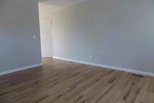 752 Hedwick St, New Carlisle, OH 45344 - Photo 4