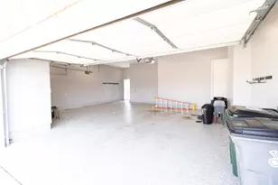 731 Sherwood Dr, Troy, OH 45373 - Photo 4