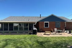 1020 Crestview Dr, Troy, OH 45373 - Photo 18