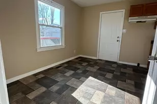 1633 N Sweetbriar Ln, Springfield, OH 45505 - Photo 8