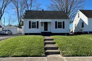 1633 N Sweetbriar Ln, Springfield, OH 45505 - Photo 1