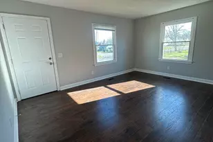 1633 N Sweetbriar Ln, Springfield, OH 45505 - Photo 4