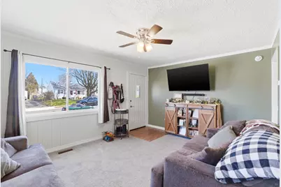 2409 Mayfair Drive, Springfield, OH 45505 - Photo 6