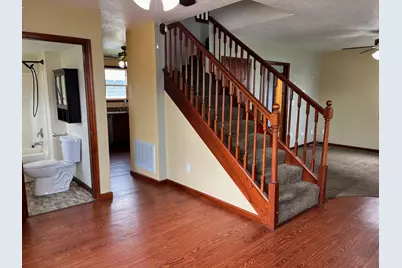 11 S Water Street, Wapakoneta, OH 45895 - Photo 14