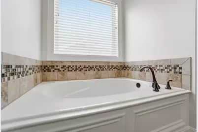 1250 Macintosh Court, Tipp City, OH 45371 - Photo 56