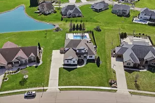 1250 MacIntosh Ct, Tipp City, OH 45371 - Photo 2