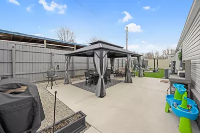 11300 Tuscarora Path, Lakeview, OH 43331 - Photo 14