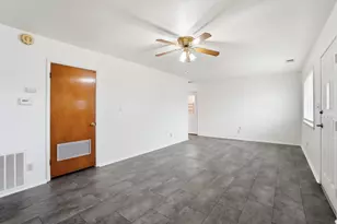 317 Mumford Dr, Troy, OH 45373 - Photo 6