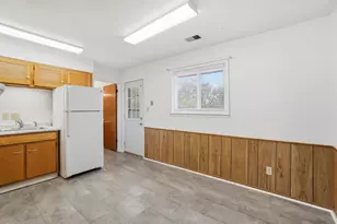 317 Mumford Dr, Troy, OH 45373 - Photo 8