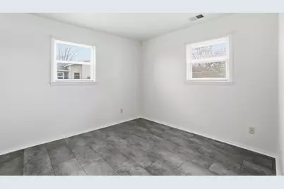 317 Mumford Drive, Troy, OH 45373 - Photo 14