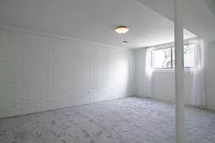 489 Caldwell Cir, New Carlisle, OH 45344 - Photo 12